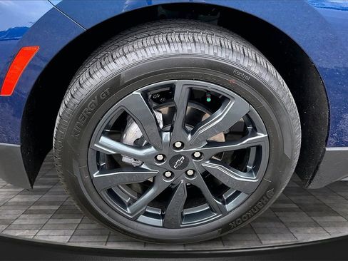 Used 2023 Chevrolet Equinox RS image 9