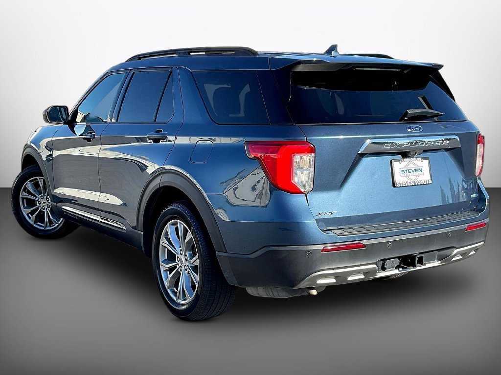 Certified 2020 Ford Explorer XLT w/ Equipment Group 202A AWD/4WD image 4