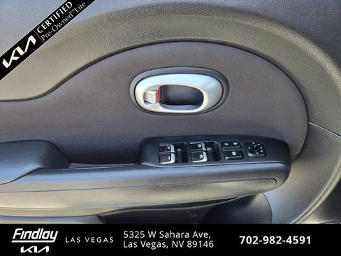 Used 2018 Kia Soul + FWD image 22