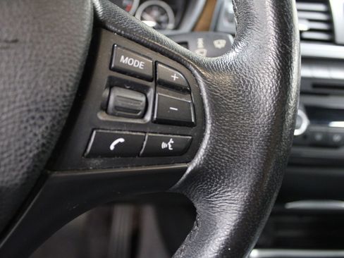 Used 2015 BMW 320i Sedan image 29