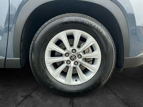 Certified 2024 Toyota Grand Highlander XLE image 15