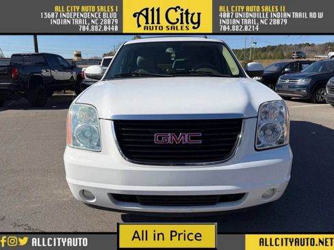 Used 2011 GMC Yukon SLT w/ SLT-2 Equipment Package image 2