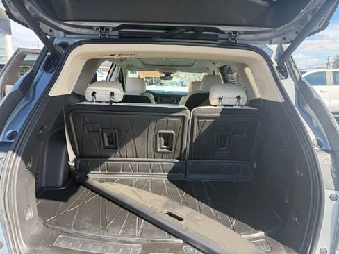 Used 2024 Buick Enclave Avenir w/ Avenir Technology Package image 13