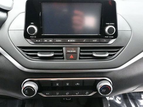 Used 2021 Nissan Altima 2.5 S image 17