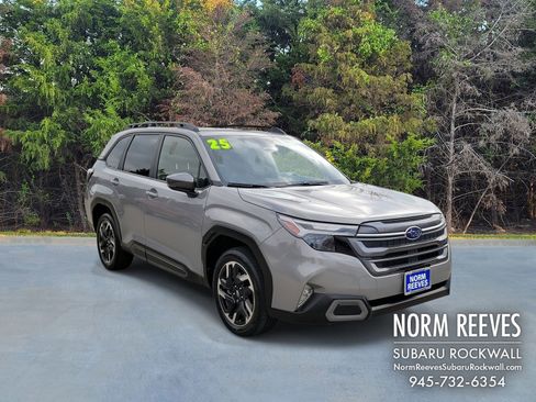 Used 2025 Subaru Forester Limited image 16