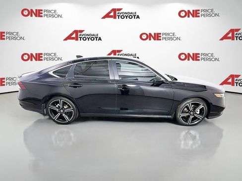 Used 2025 Honda Accord Sport image 8