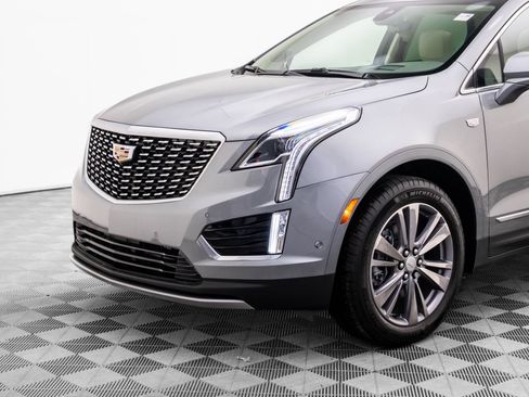 New 2026 Cadillac XT5 Premium Luxury w/ LPO, Floor Liner Package AWD/4WD image 37