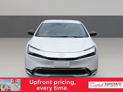 Certified 2025 Toyota Prius XLE AWD/4WD image 3