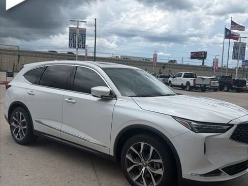 Used 2022 Acura MDX SH-AWD w/ Technology Package image 3