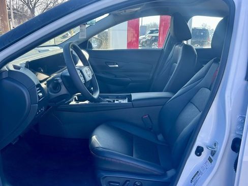 New 2026 Nissan Sentra SR image 7