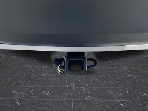 Used 2020 Ford Explorer XLT w/ Equipment Group 202A image 33