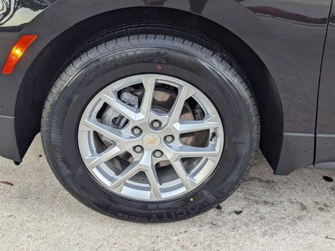 Used 2023 Chevrolet Equinox LT image 23