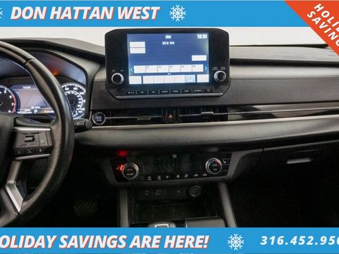 Used 2022 Mitsubishi Outlander SE image 8