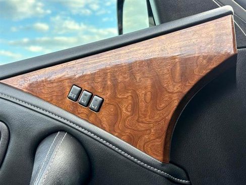 Used 2019 INFINITI QX80 Luxe image 13