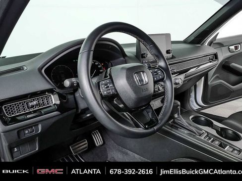 Used 2025 Honda Civic Sport image 4