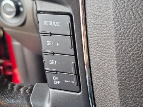 Used 2010 Ford Taurus SHO image 25