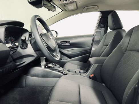 Used 2024 Toyota Corolla LE image 7