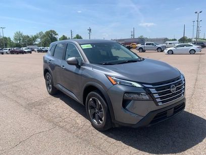 Used 2025 Nissan Rogue SV