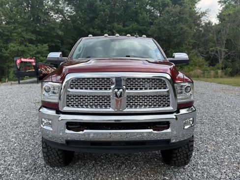 Used 2018 RAM 2500 Laramie AWD/4WD image 2