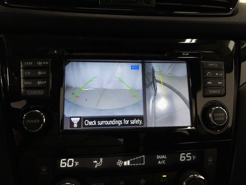 Used 2018 Nissan Rogue Sport SV w/ SV Technology Package AWD/4WD image 25