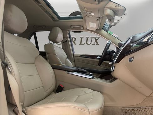 Used 2014 Mercedes-Benz ML 350 4MATIC w/ Premium 1 Package image 14