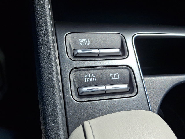 Certified 2025 Hyundai Sonata SEL AWD/4WD image 16