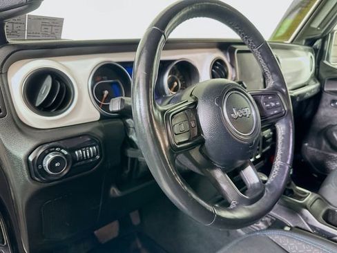 Used 2021 Jeep Wrangler Sport AWD/4WD image 11