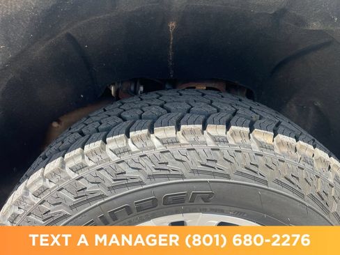Used 2021 Chevrolet Silverado 3500 LT w/ Convenience Package AWD/4WD image 10