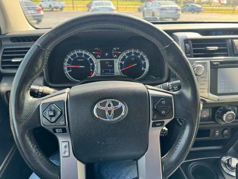Used 2015 Toyota 4Runner SR5 Premium image 14