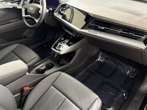 Certified 2023 Audi Q4 e-tron Premium Plus w/ Premium Plus RWD image 15