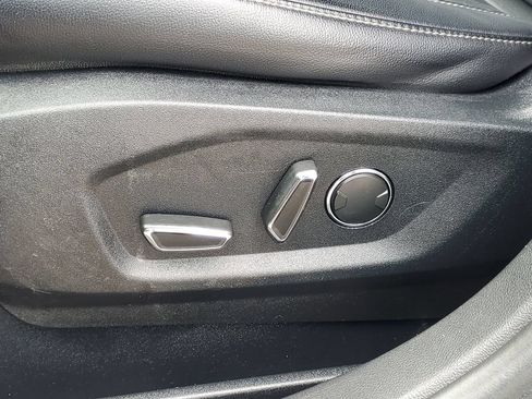 Used 2016 Ford Edge SEL w/ Equipment Group 201A AWD/4WD image 10