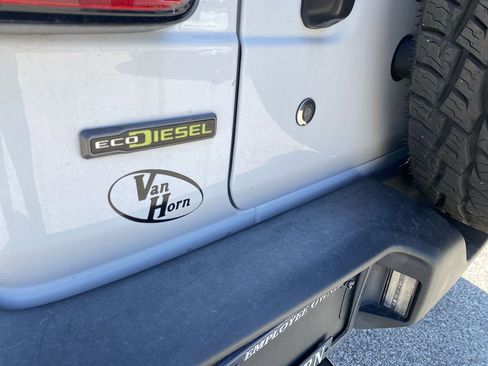 Used 2021 Jeep Wrangler Unlimited Sport image 31