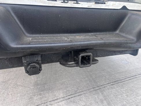 Used 2015 Chevrolet Express 2500 image 19