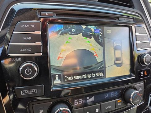 Used 2016 Nissan Maxima Platinum w/ Interior Lighting Package image 30