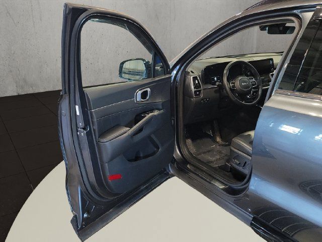Used 2022 Kia Sorento SX AWD/4WD image 18