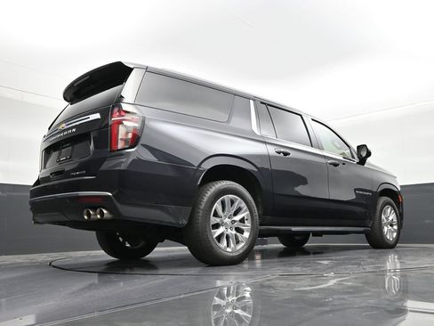 Used 2024 Chevrolet Suburban Premier RWD image 24
