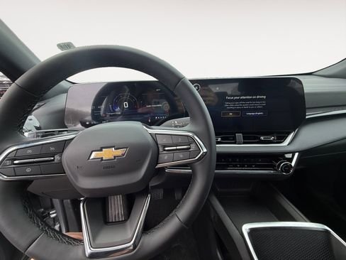 New 2026 Chevrolet Equinox LT image 10