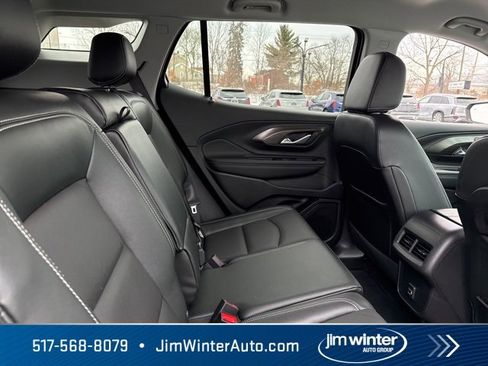 Certified 2024 GMC Terrain SLT image 18