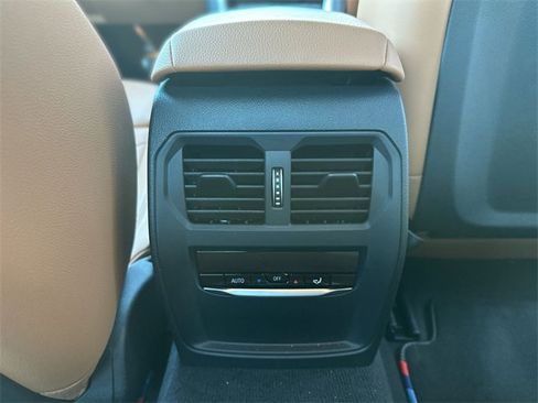 Used 2024 BMW M440i Coupe w/ Premium Package image 25