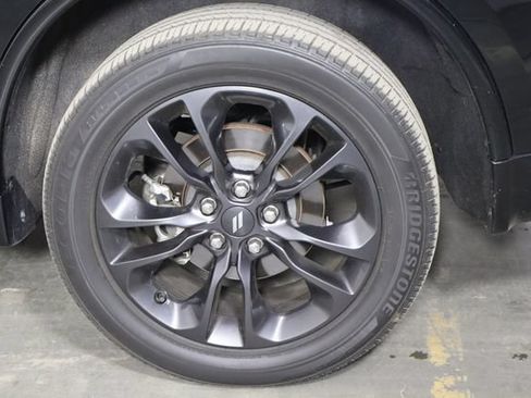 Used 2024 Dodge Durango SXT w/ SXT Blacktop Group AWD/4WD image 41