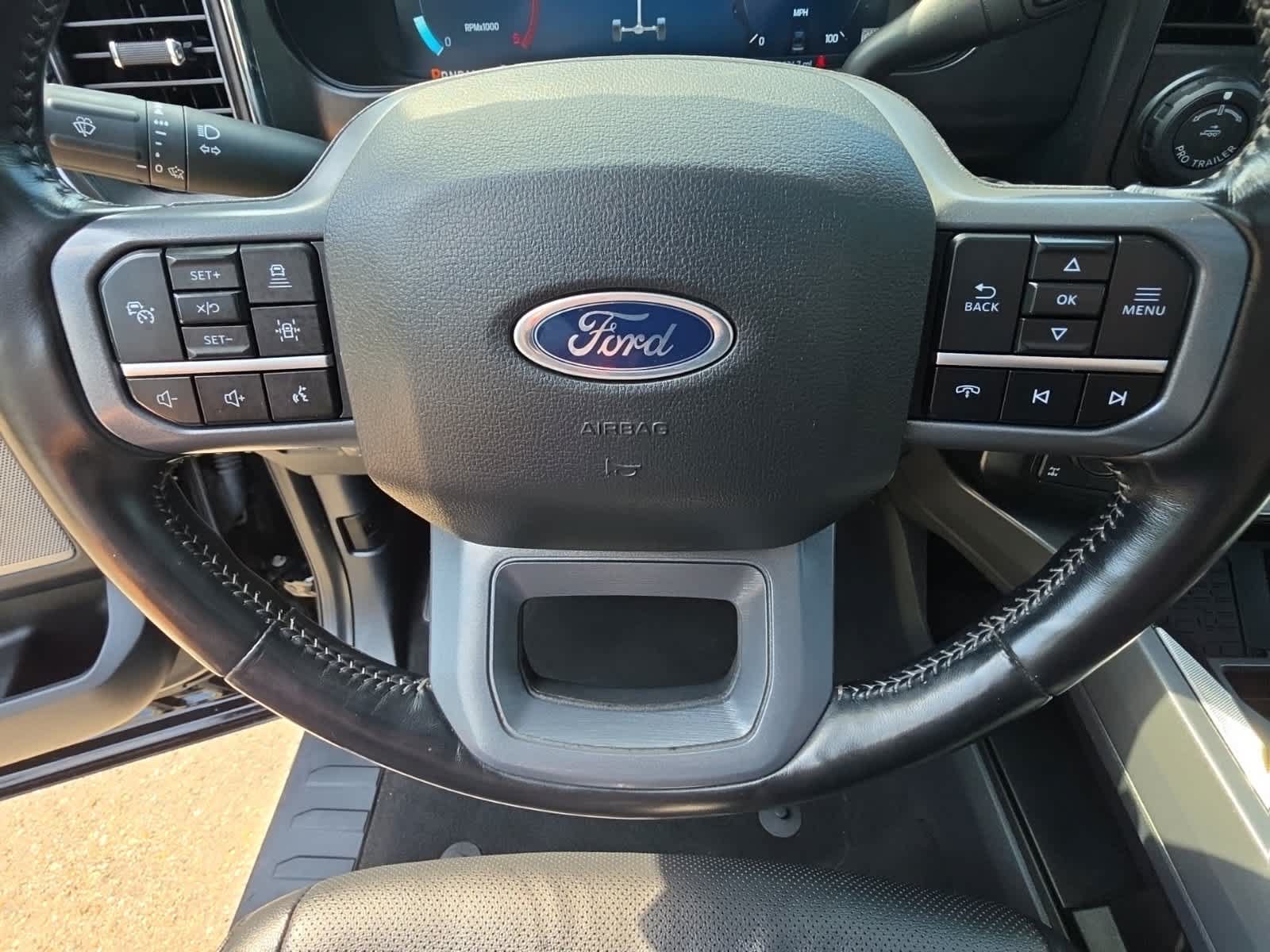 Used 2024 Ford F250 Lariat w/ Lariat Ultimate Package AWD/4WD image 28