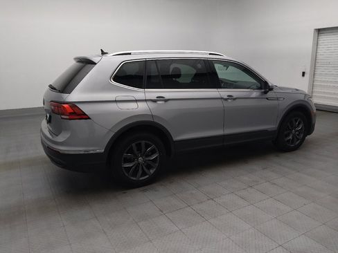 Used 2023 Volkswagen Tiguan SE FWD image 10