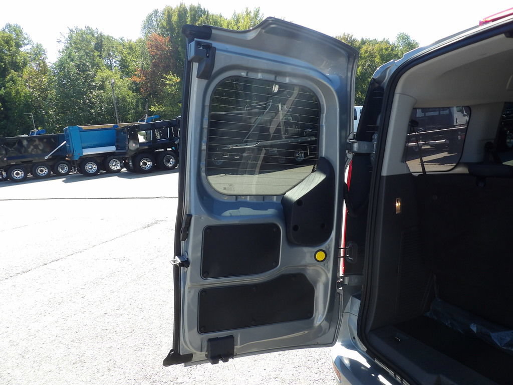 Used 2023 Ford Transit Connect XLT FWD image 45