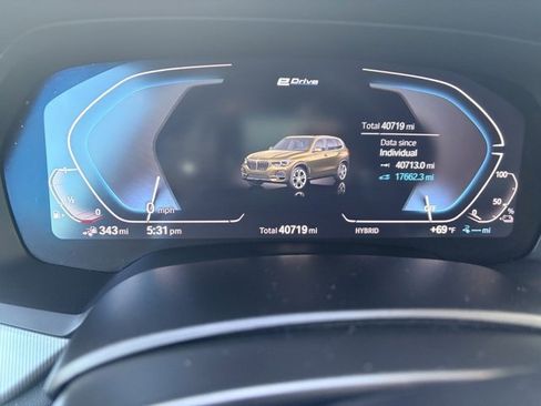 Certified 2023 BMW X5 xDrive45e w/ Executive Package image 14