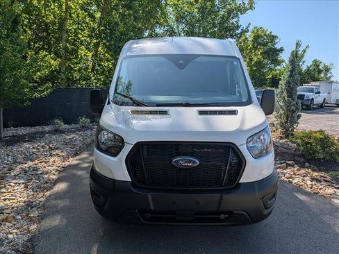 Used 2023 Ford Transit 250 Medium Roof AWD image 8