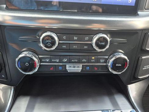 Used 2022 Ford F150 Lariat AWD/4WD image 29