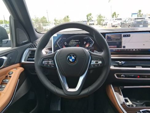 New 2026 BMW X5 sDrive40i w/ Premium Package RWD image 9