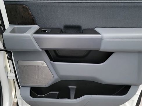 Used 2022 Ford F150 Lariat w/ Equipment Group 502A High image 48