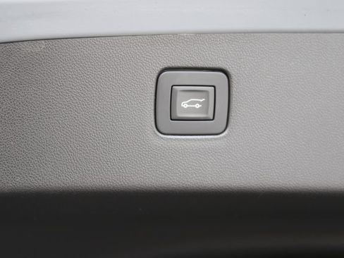 Used 2025 Buick Envista Sport Touring w/ Convenience I Package FWD image 28