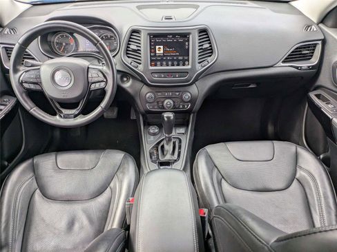 Certified 2023 Jeep Cherokee Altitude Lux image 17